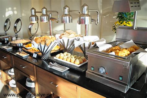 9 spoons dinner buffet price.
